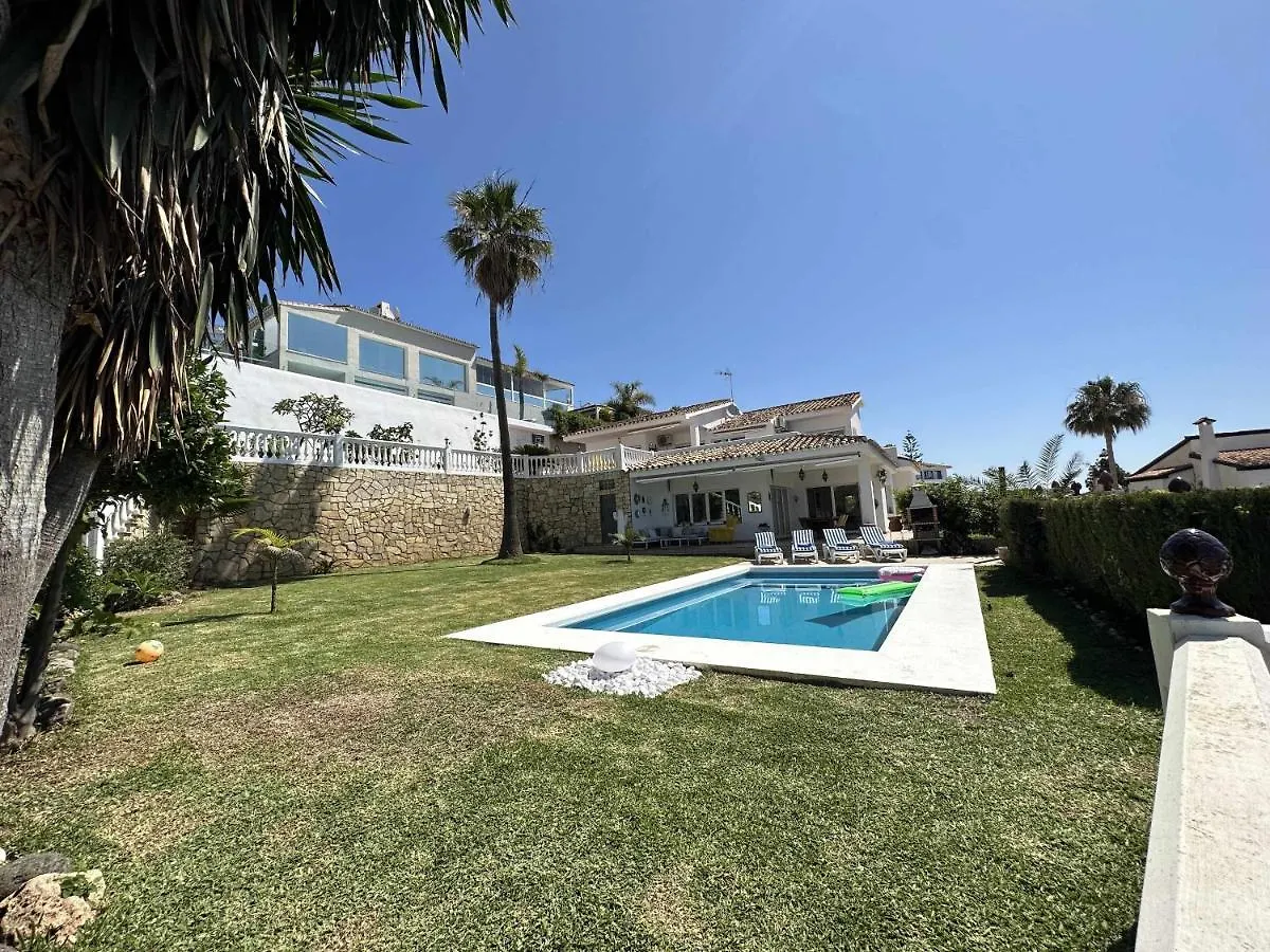 Villa Zebra Sea View Beach Across The Street Benalmadena