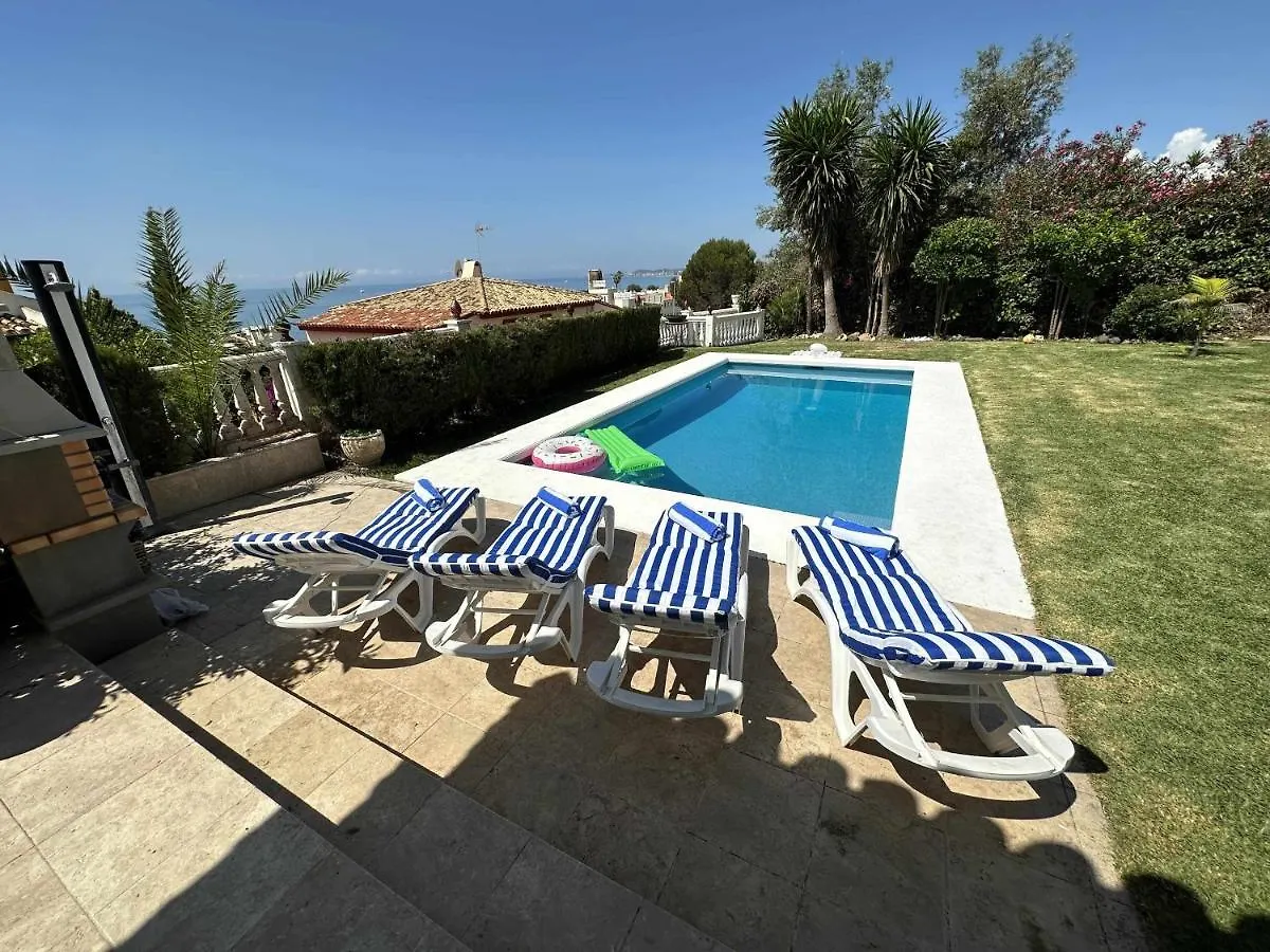 Villa Zebra Sea View Beach Across The Street Benalmadena 0*,