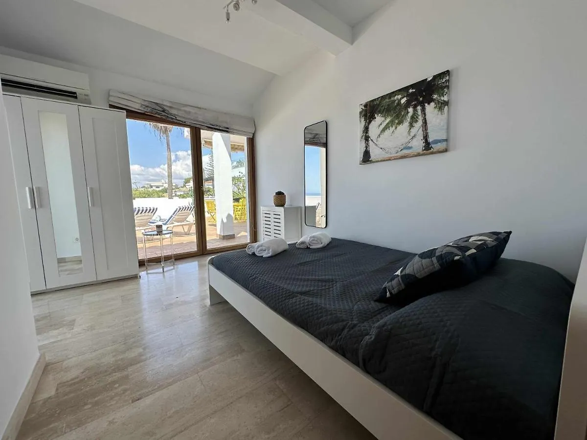 Villa Zebra Sea View Beach Across The Street Benalmadena 0*,